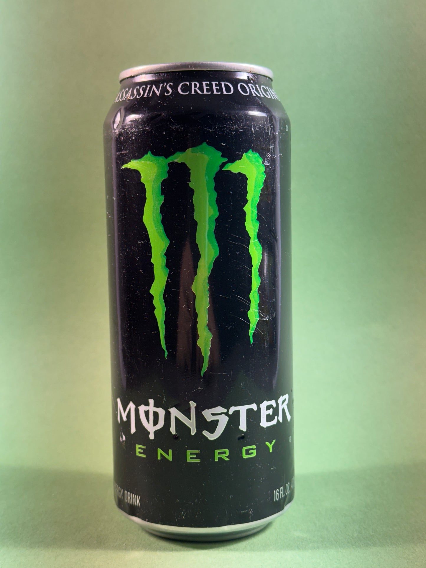 Monster Energy OG Assassin’s Creed Origins (USA) (Edizione 2017) [#A1] *Dents