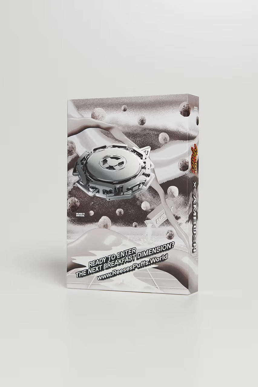 Reese’s Puffs Ambush Silver Universe Limited Edition Drop Pack - Collezionismo