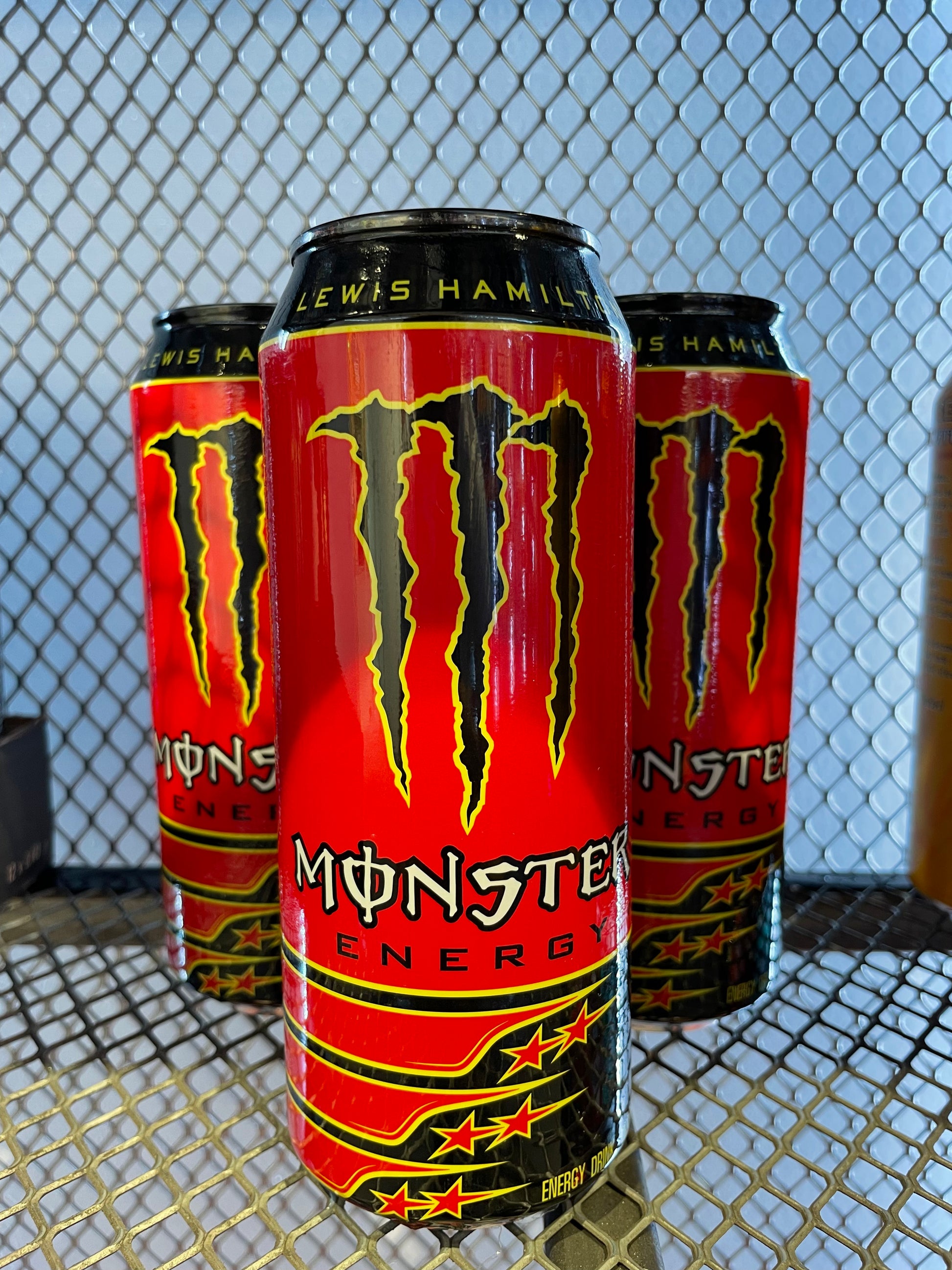 Monster Energy  Lewis Hamilton 6 Stars Edition (USA) [500ml] - Energy Drinks